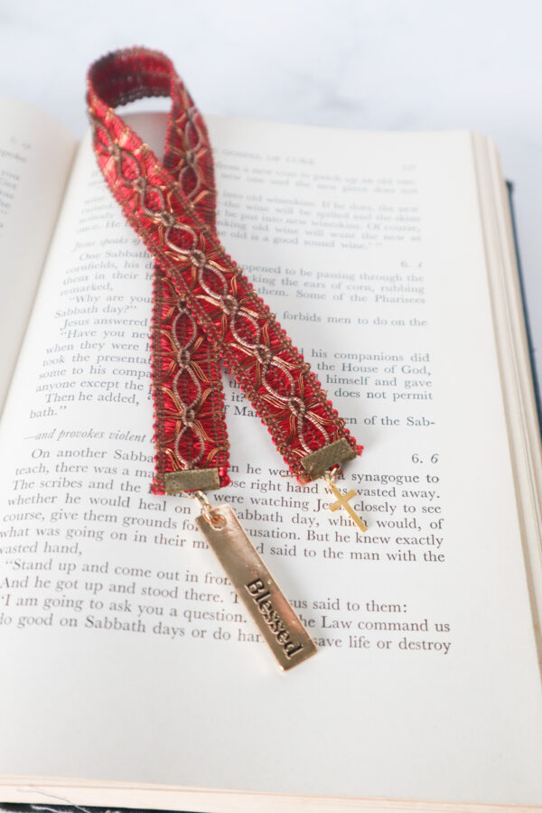 Red Pattern Bible Bookmark Charm